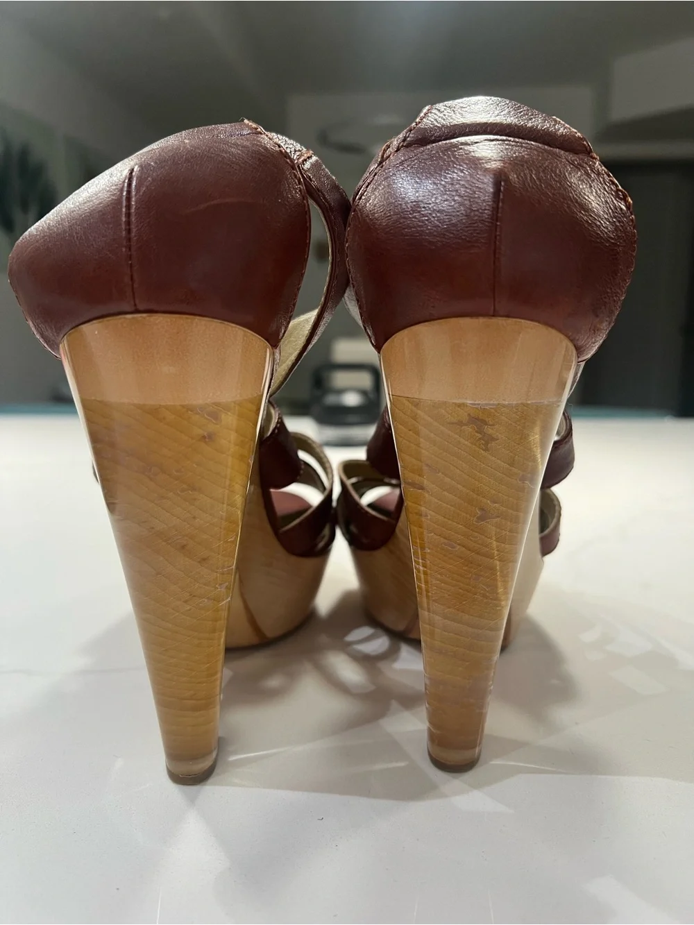 Chloe Brown Leather Wedge Sandals Size 39 (8.5)